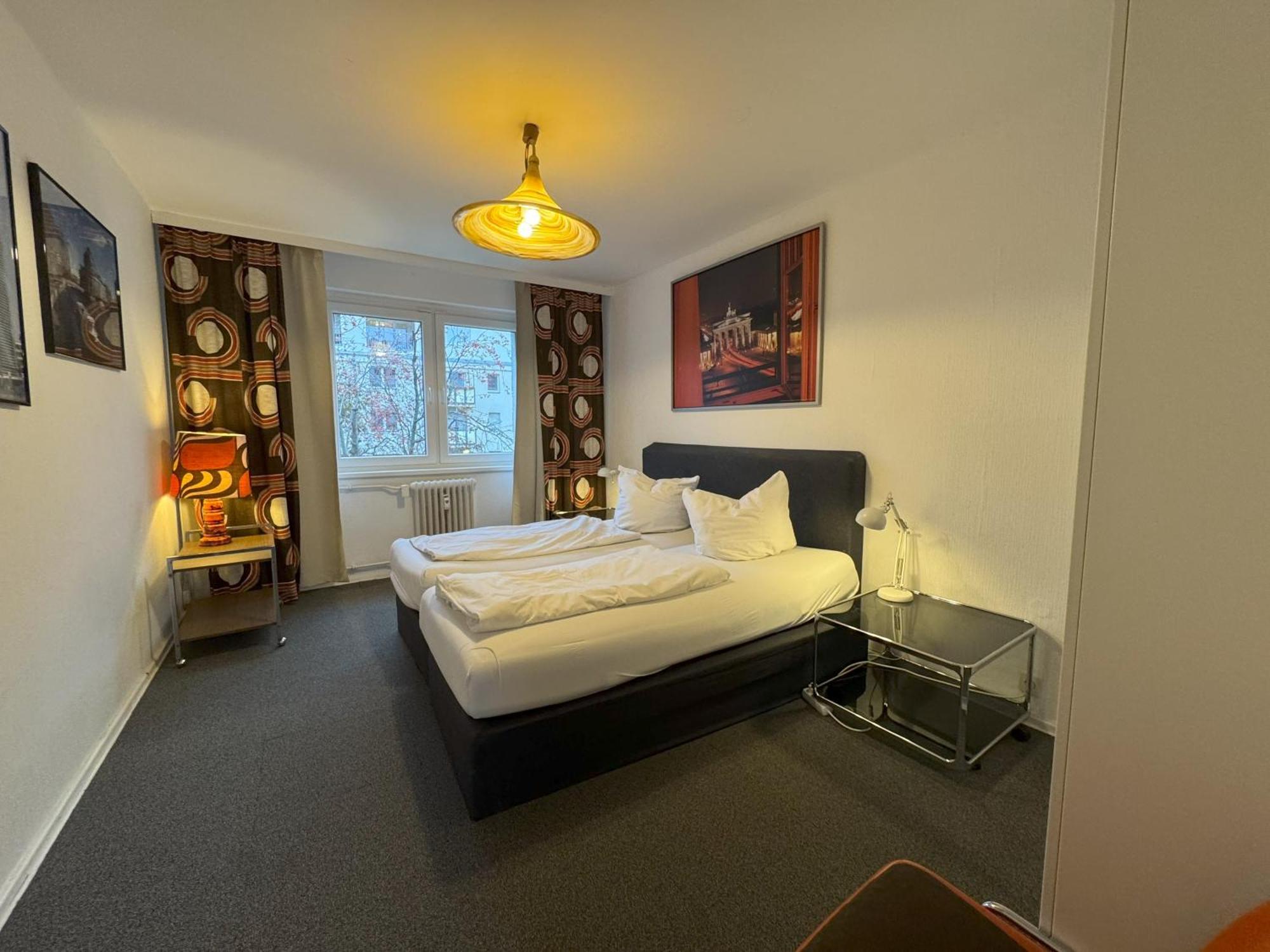 M M Central Vintage Family, Handwerker Und Monteure Apartments Берлин Экстерьер фото