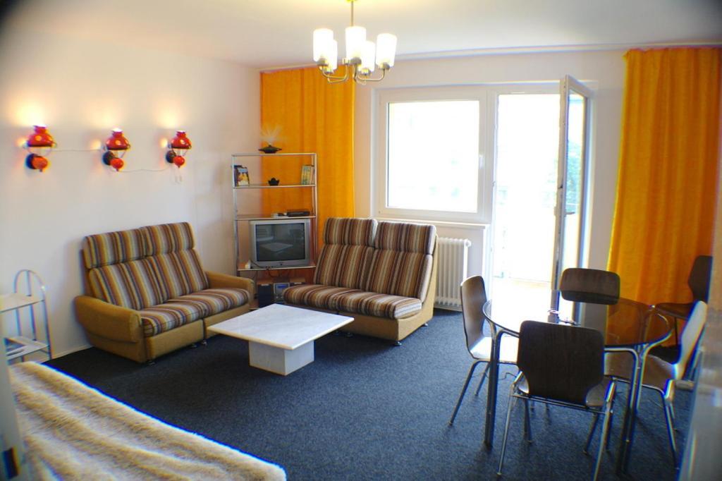 M M Central Vintage Family, Handwerker Und Monteure Apartments Берлин Номер фото