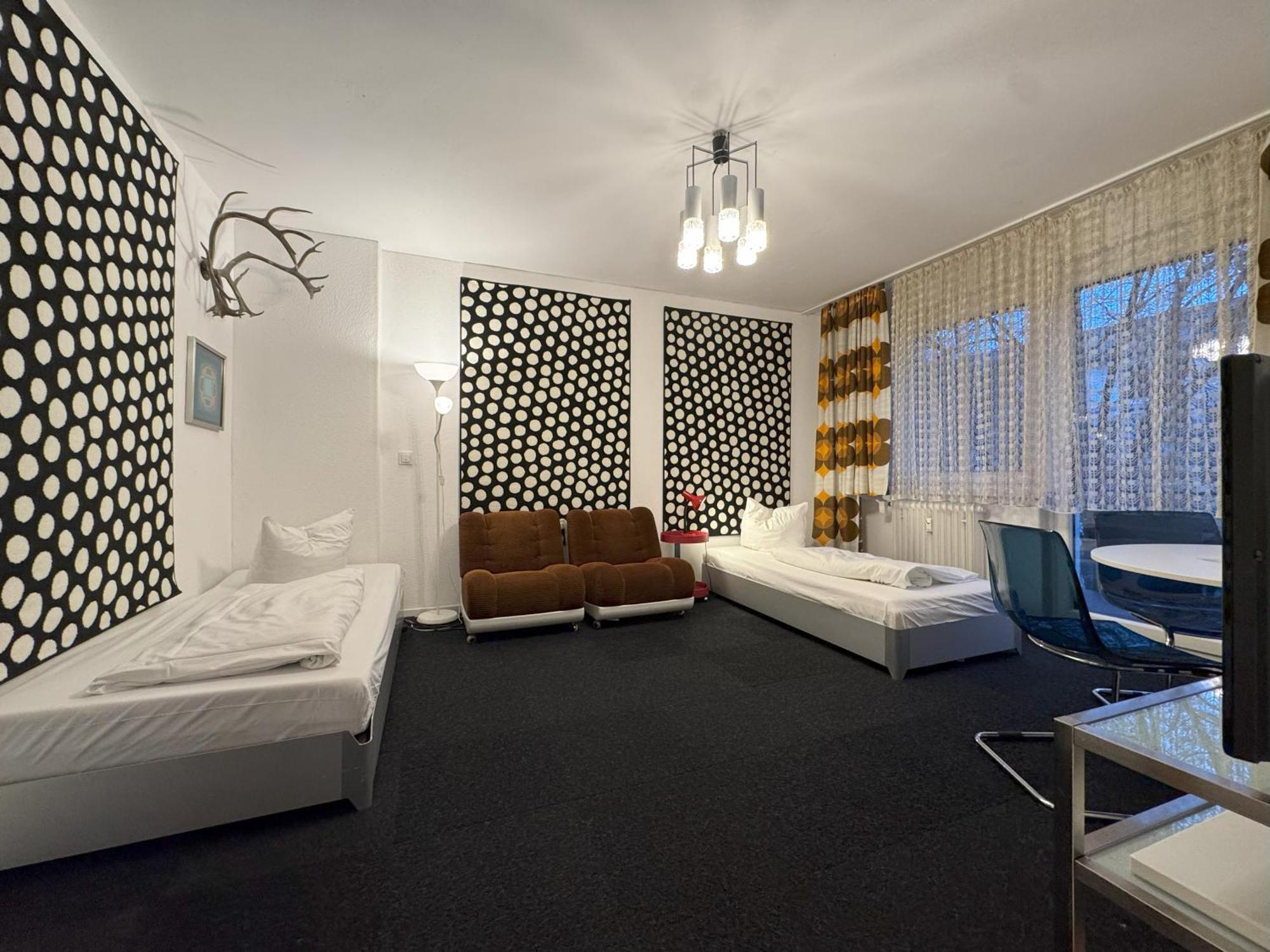 M M Central Vintage Family, Handwerker Und Monteure Apartments Берлин Экстерьер фото