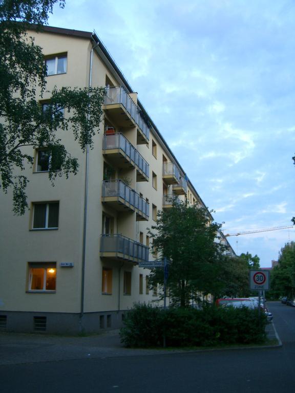 M M Central Vintage Family, Handwerker Und Monteure Apartments Берлин Экстерьер фото